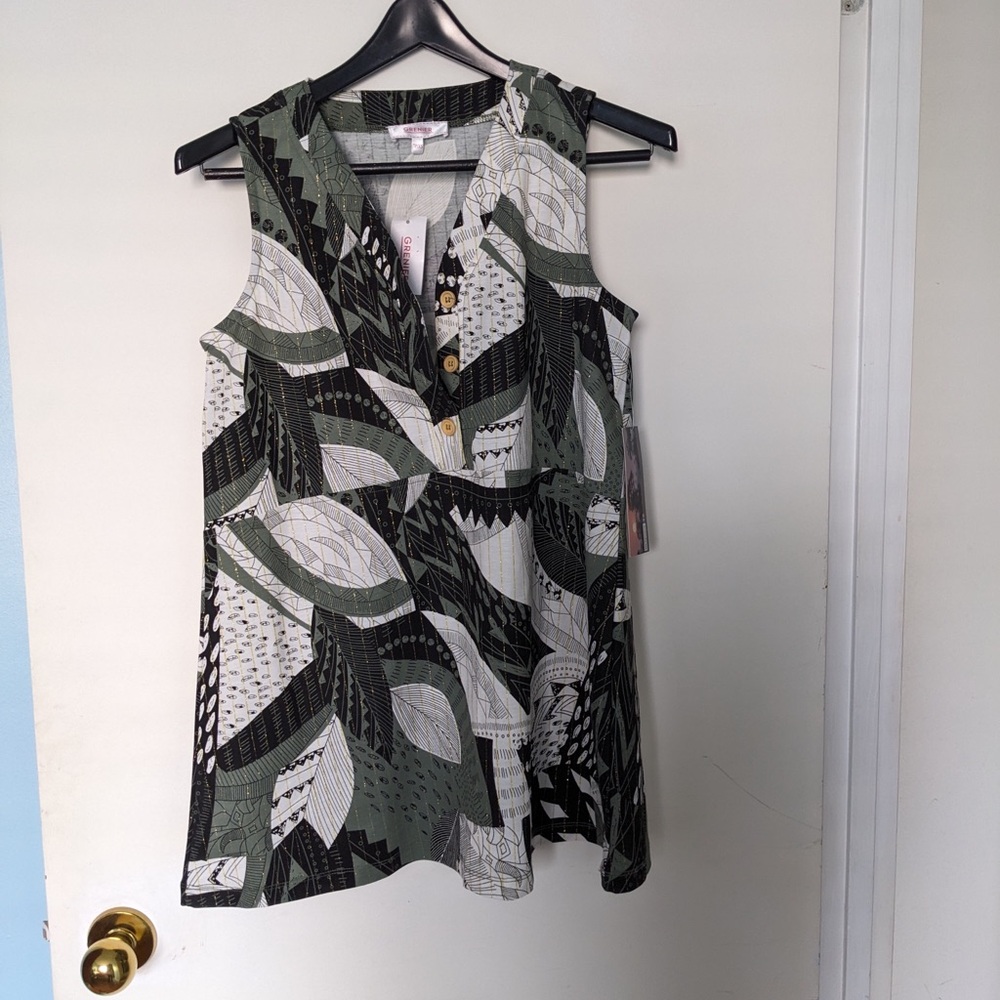 Black and White Asymmetrical Sleeveless Blouse